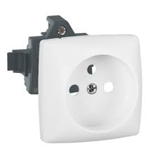 Prise de courant 2P+T bornes automatiques